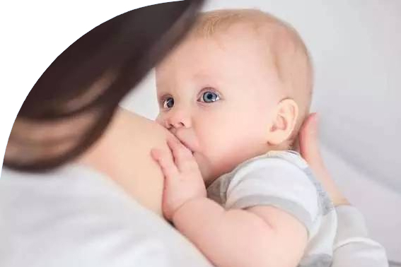 為什么母乳寶寶長得小，奶粉寶寶長的胖大？