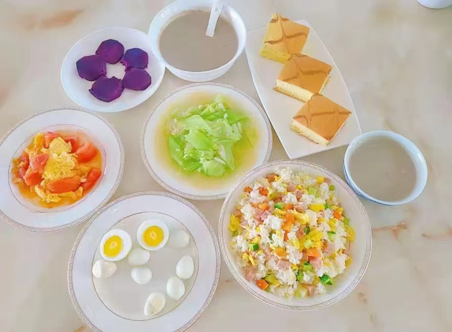 4個(gè)月的寶寶添加什么輔食，不能吃什么輔食？